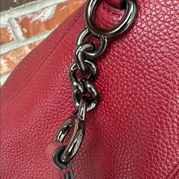 COACH CHAIN PRAIRIE SATCHEL BAG PEBBLED LEATHER - BURGUNDY/CHERRY RED - Picture 10 of 12